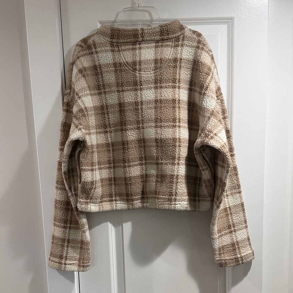 Plaid Pull Over Sweater - Tan and Cream - Picture 2 of 2